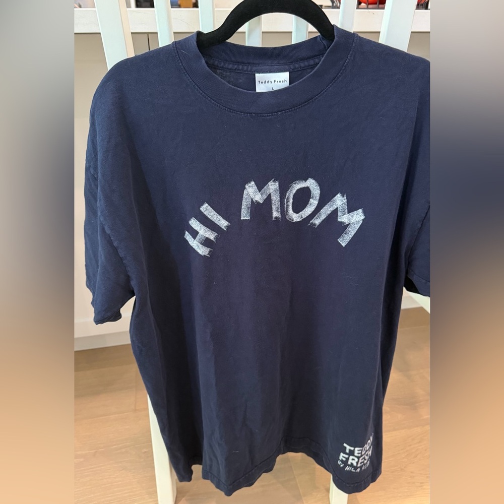 Teddy Fresh Navy Tee with White 'HI MOM' Graphic